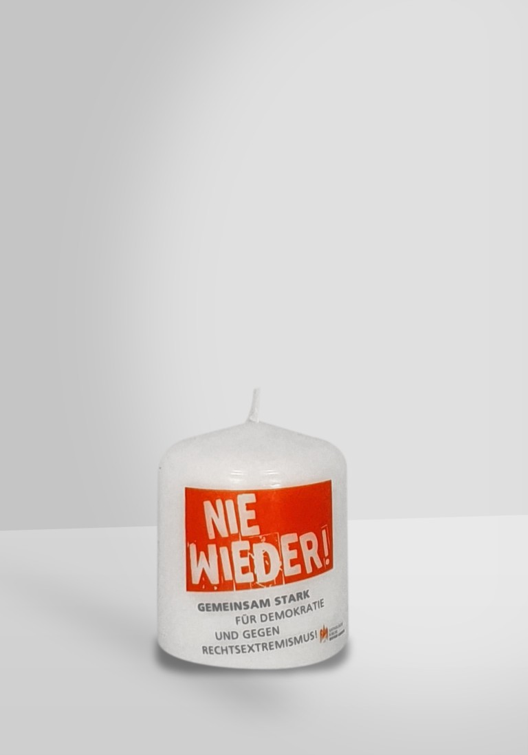 "Nie wieder"-Kerze